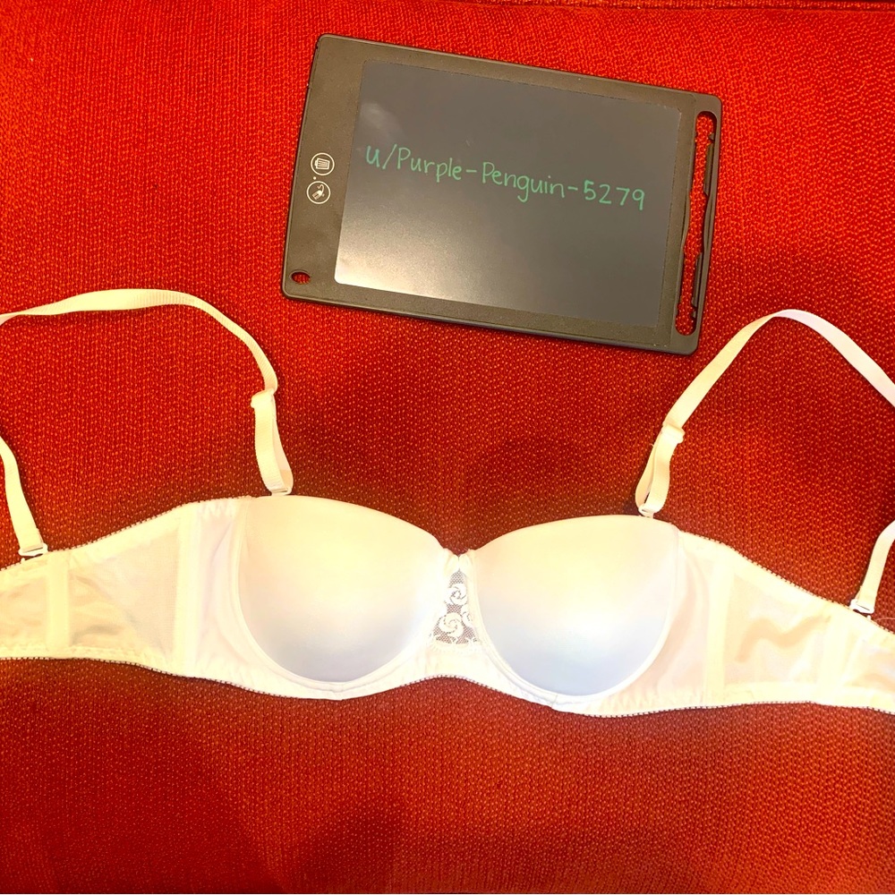 Triumph Strapless Bra for Petites 32B
